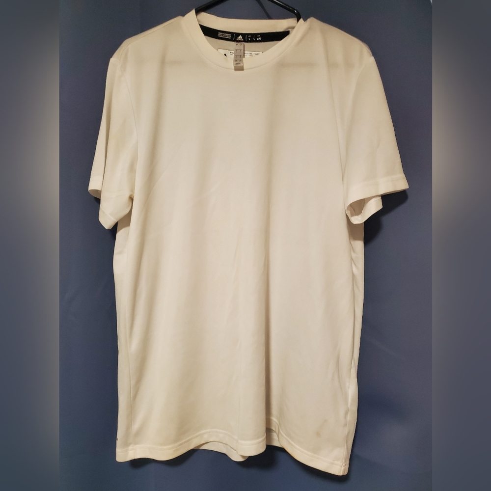 ADIDAS T-SHIRT